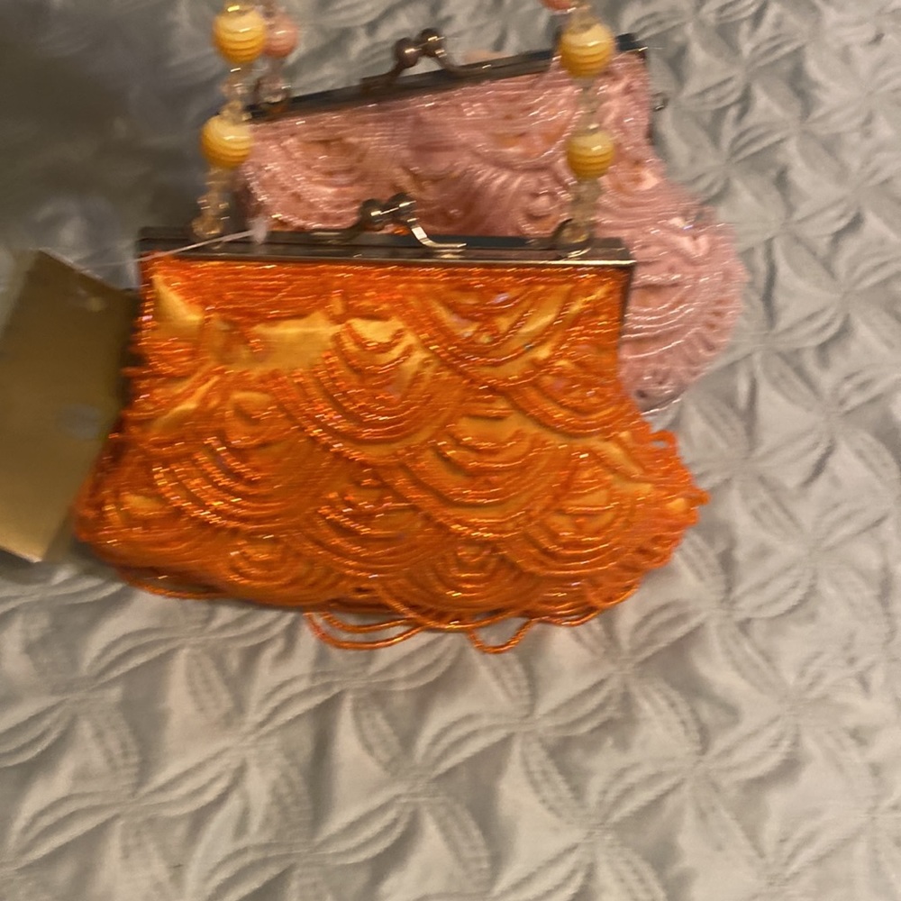 Lot of 2 small beaded purses 👛